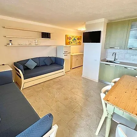 Isa Aparthotel 3*